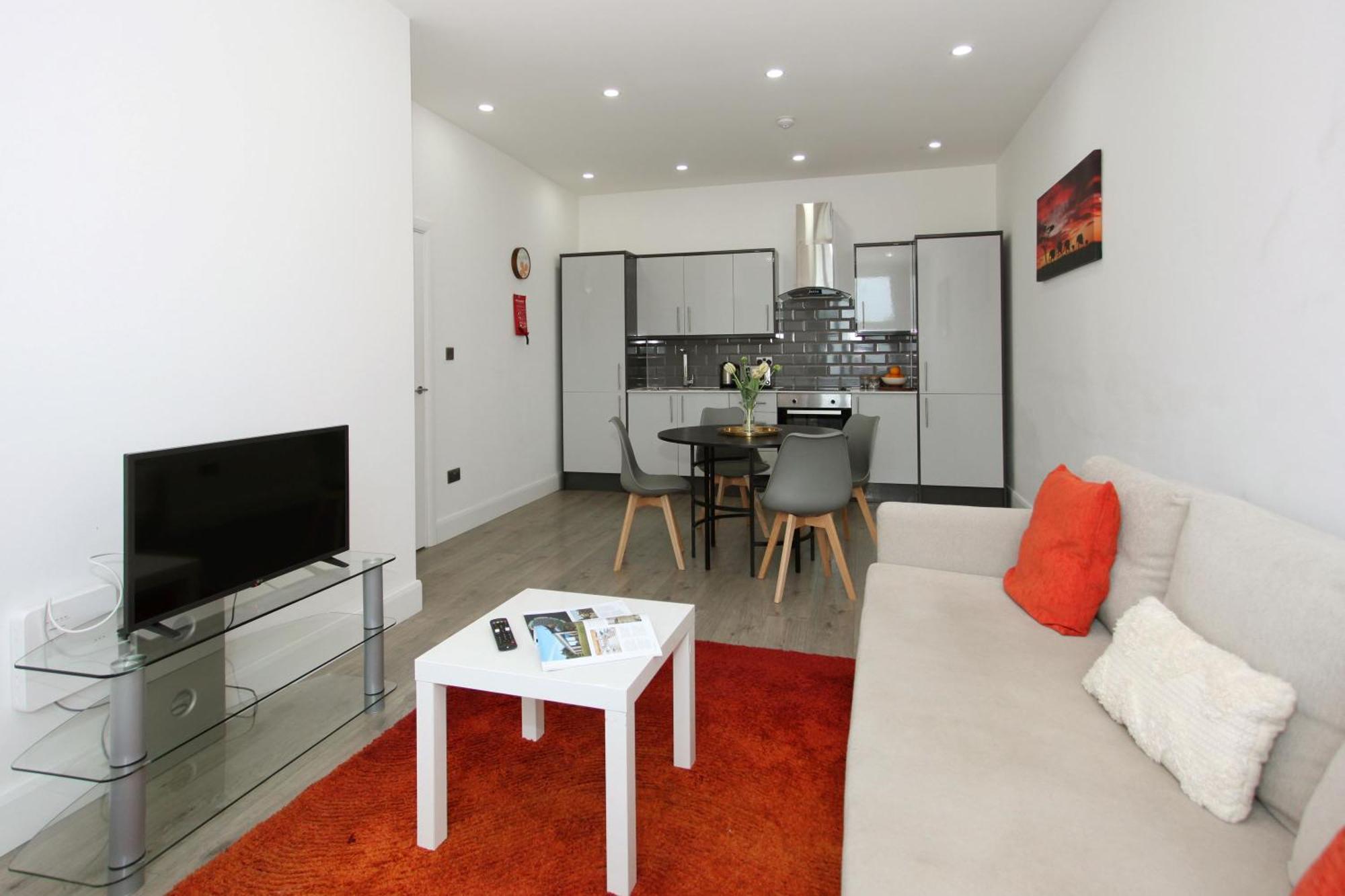 Sapphire House Apartments テルフォード エクステリア 写真